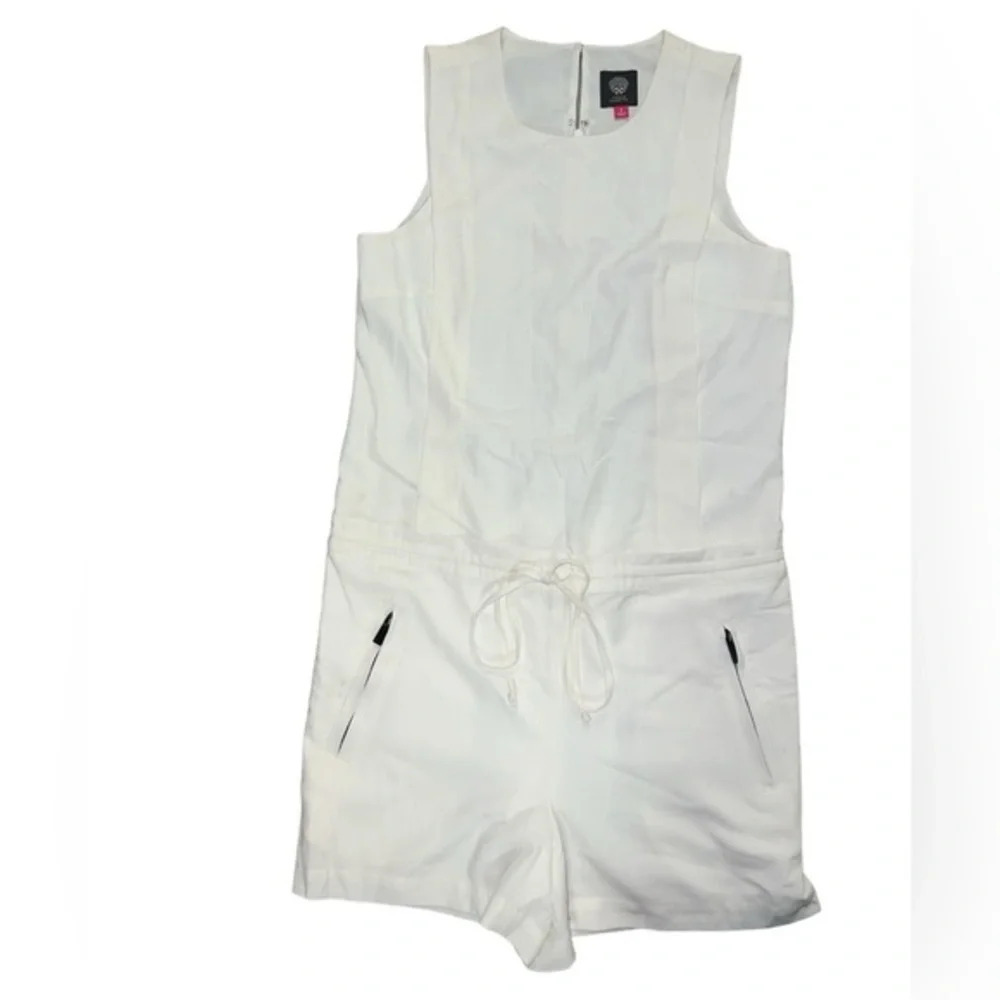 Vince Camuto Ivory Romper
